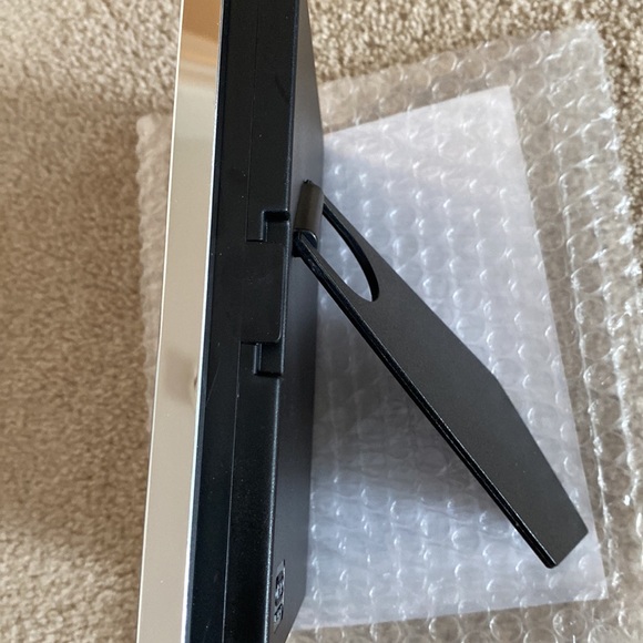 Silver toned Photo Frame and Keepsake Box in one! - Picture 3 of 5